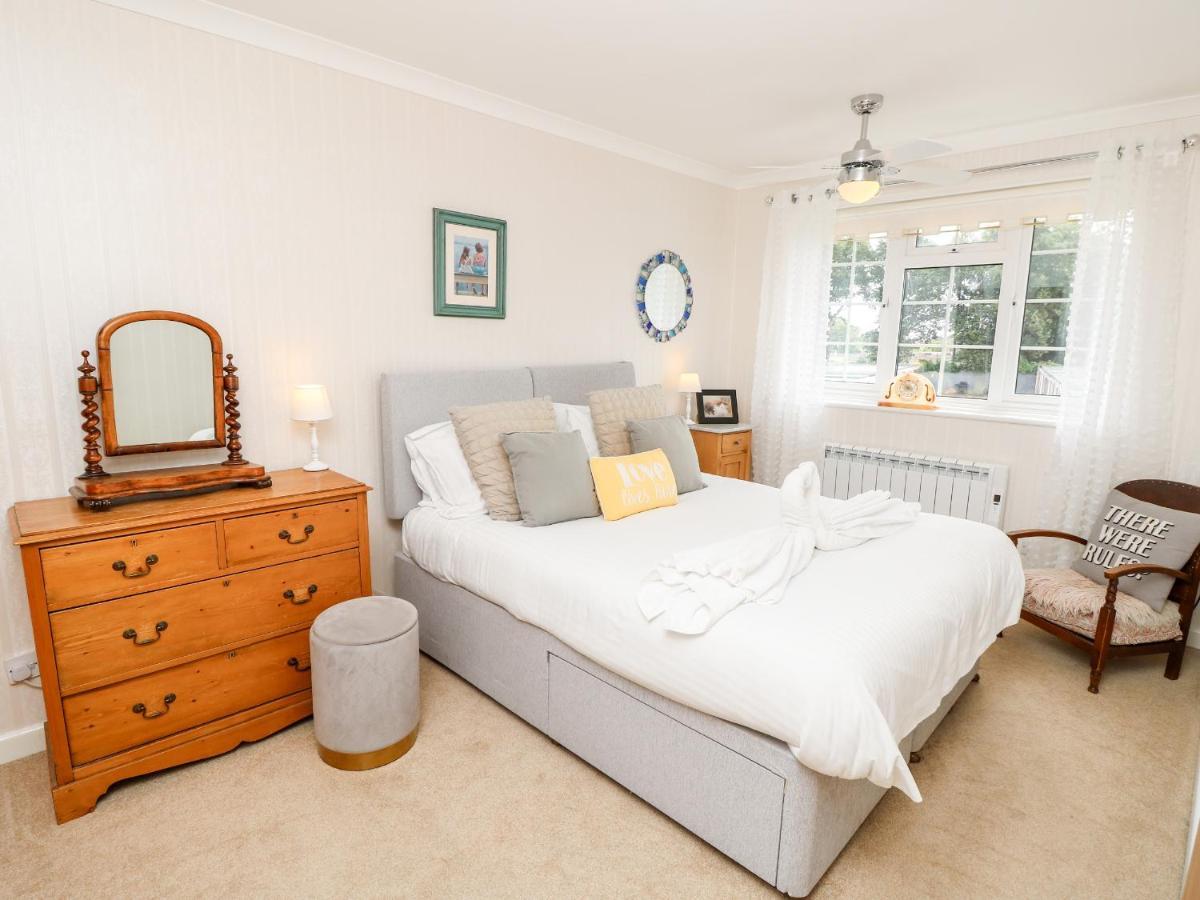 1 Westwood Close Cowes  Luaran gambar